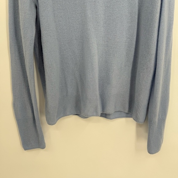 Evereve Size L Blue V-Neck 100% Cashmere Pullover Sweater Women’s Lightweight - Picture 6 of 11